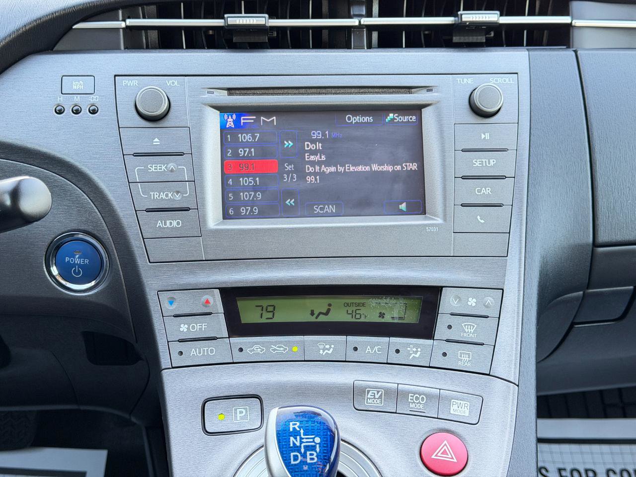 Used 2013 Toyota Prius Two image 21