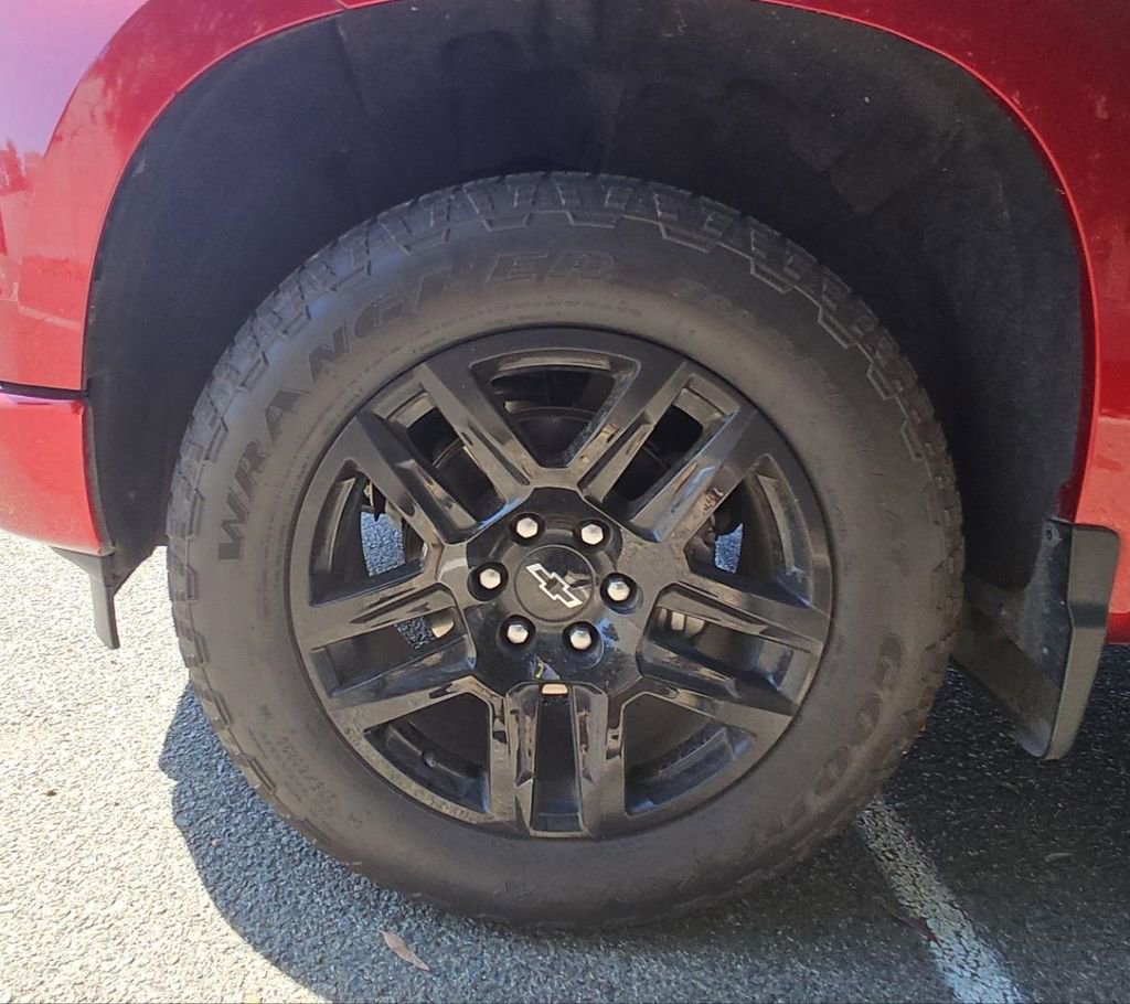 Used 2024 Chevrolet Silverado 1500 RST w/ Z71 Off-Road Package AWD/4WD image 5