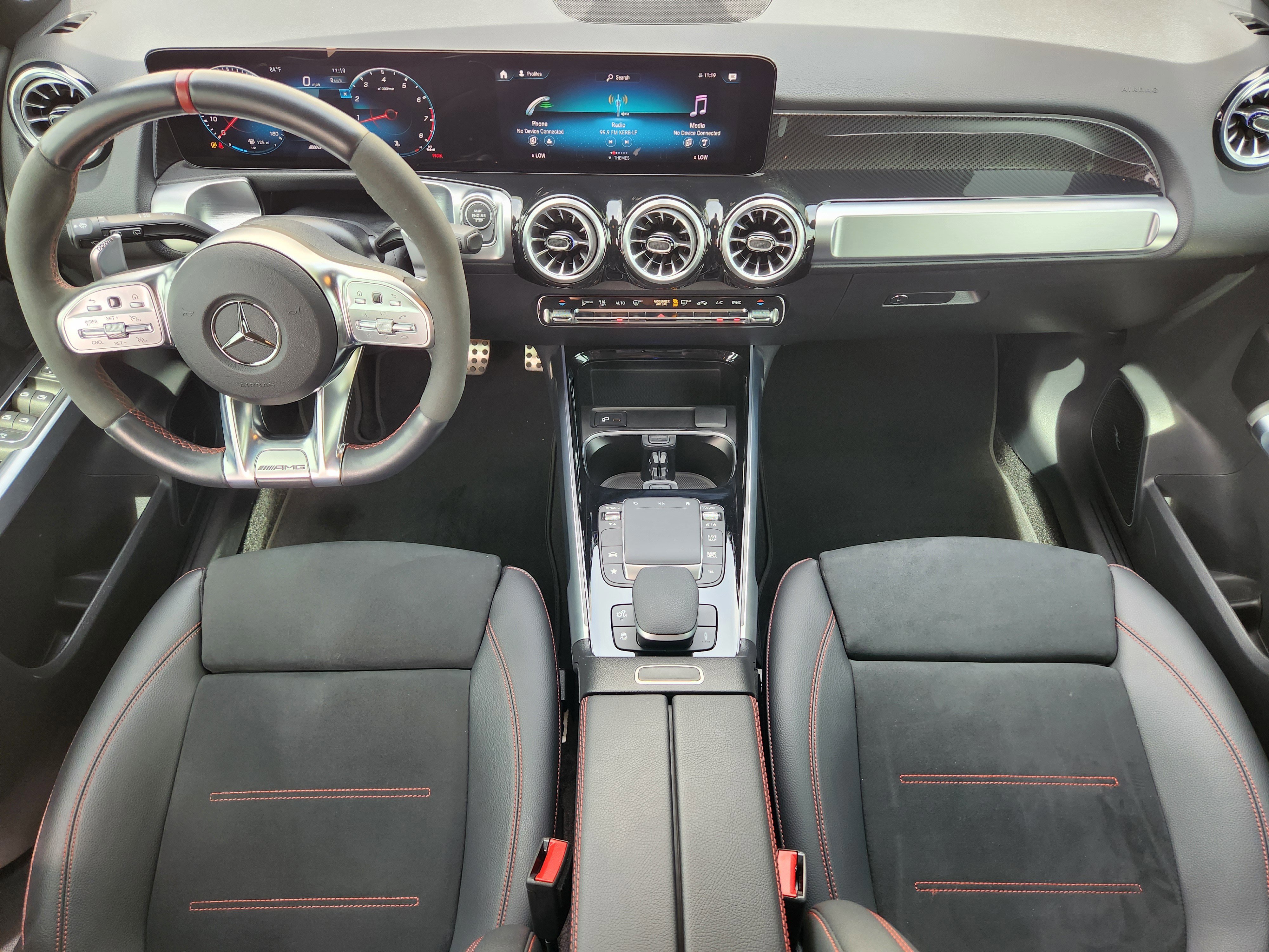 Used 2023 Mercedes-Benz GLB 35 AMG 4MATIC image 18