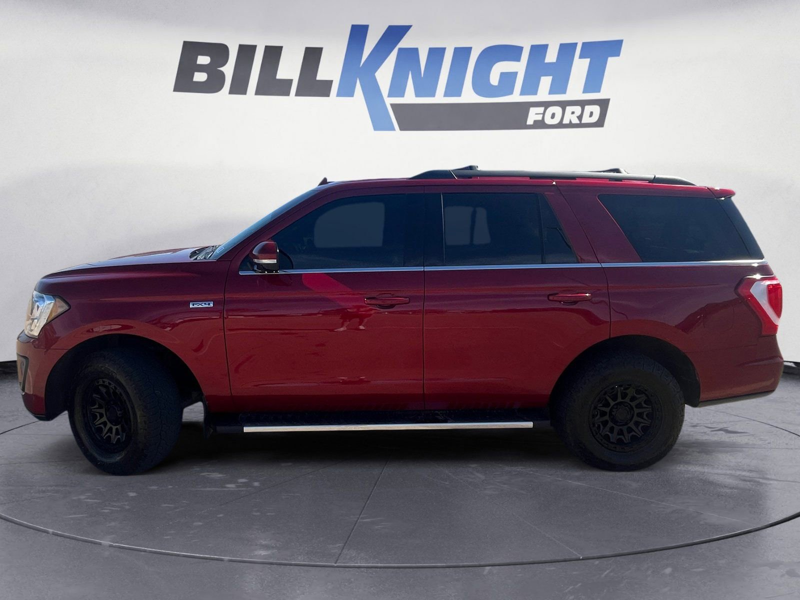 Used 2019 Ford Expedition XLT w/ Equipment Group 202A image 2