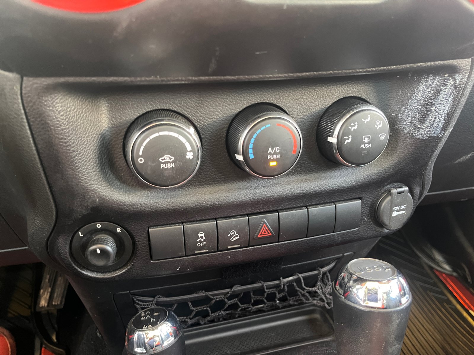Used 2016 Jeep Wrangler Unlimited Sport w/ Quick Order Package 24S AWD/4WD image 26