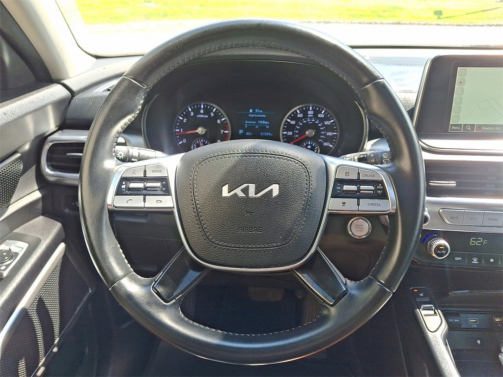 Certified 2022 Kia Telluride S image 8