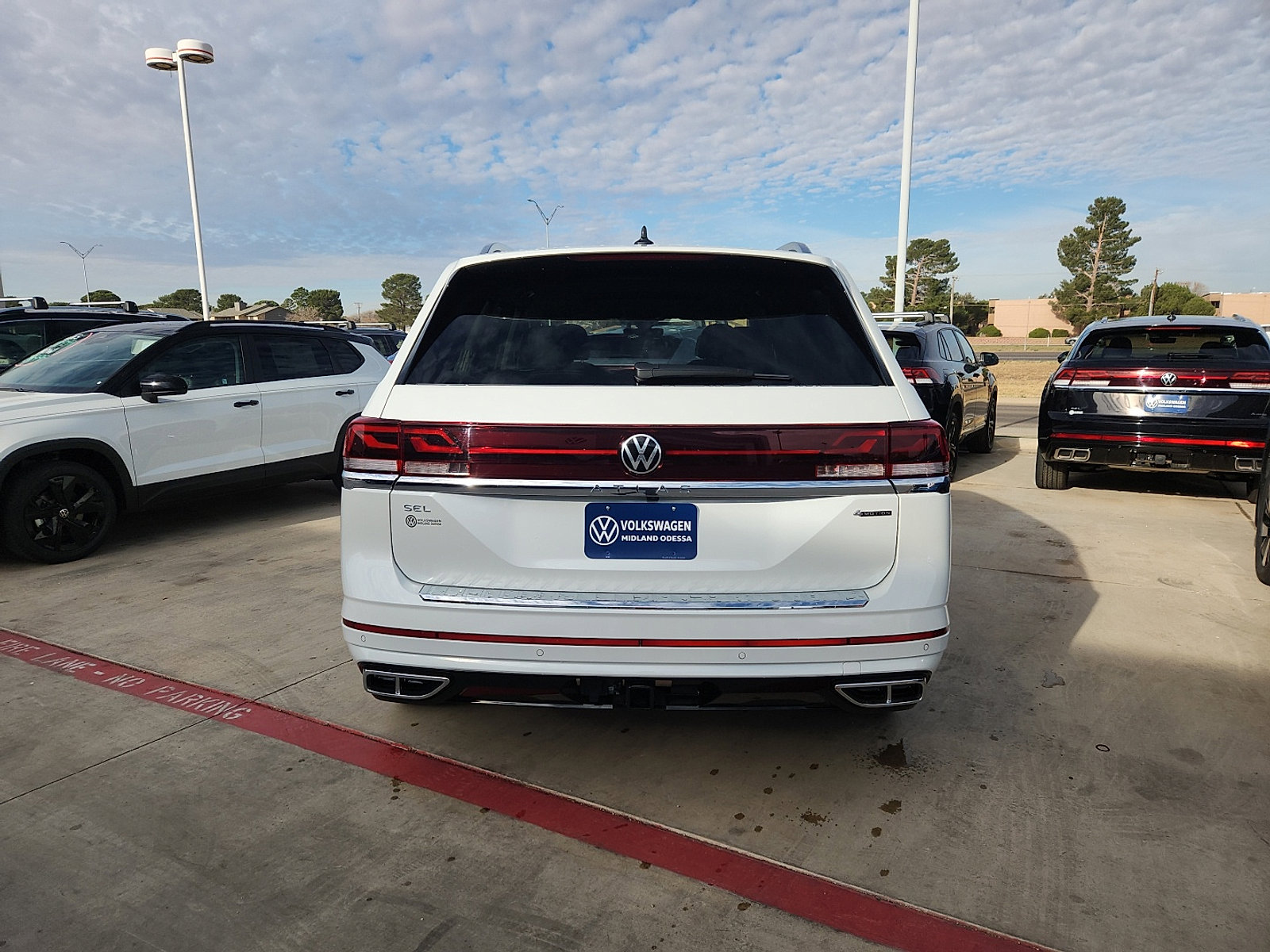 New 2026 Volkswagen Atlas SEL Premium R-Line image 6