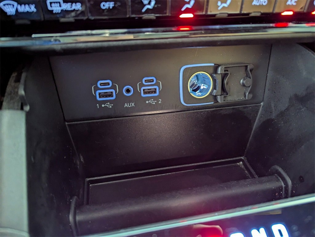 Certified 2024 Jeep Grand Cherokee L Summit w/ High Altitude Package image 29