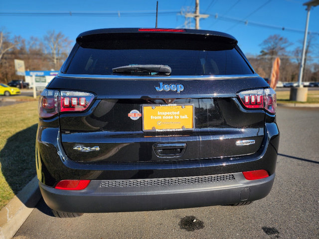 Certified 2022 Jeep Compass Latitude w/ Sun and Sound Group image 19
