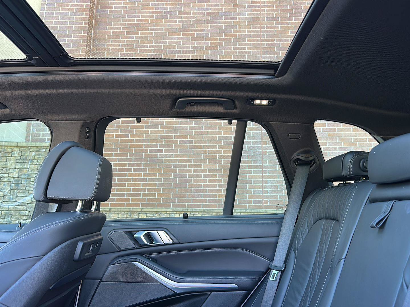 Used 2020 BMW X5 M50i w/ Executive Package AWD/4WD image 27