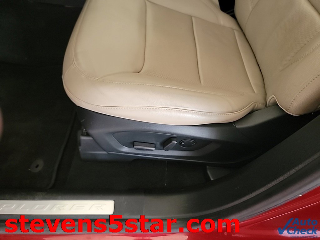 Used 2022 Ford Explorer Limited w/ Equipment Group 301A image 13