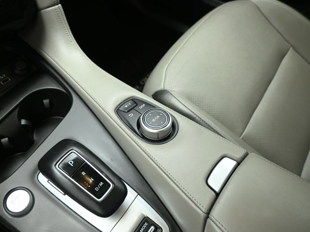 Used 2024 INFINITI QX50 Luxe image 19