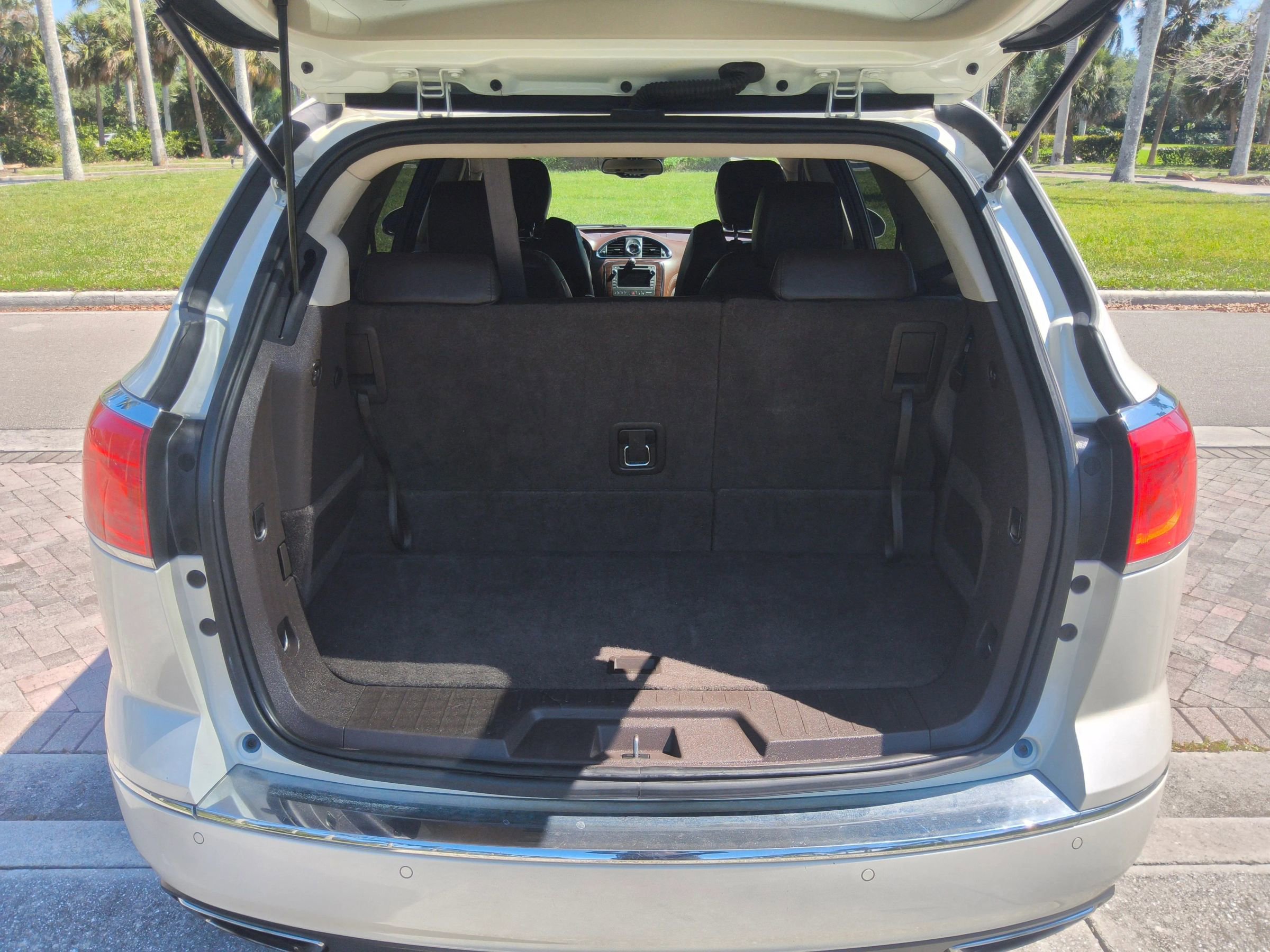 Used 2014 Buick Enclave Premium w/ Trailering Provision Package FWD image 52