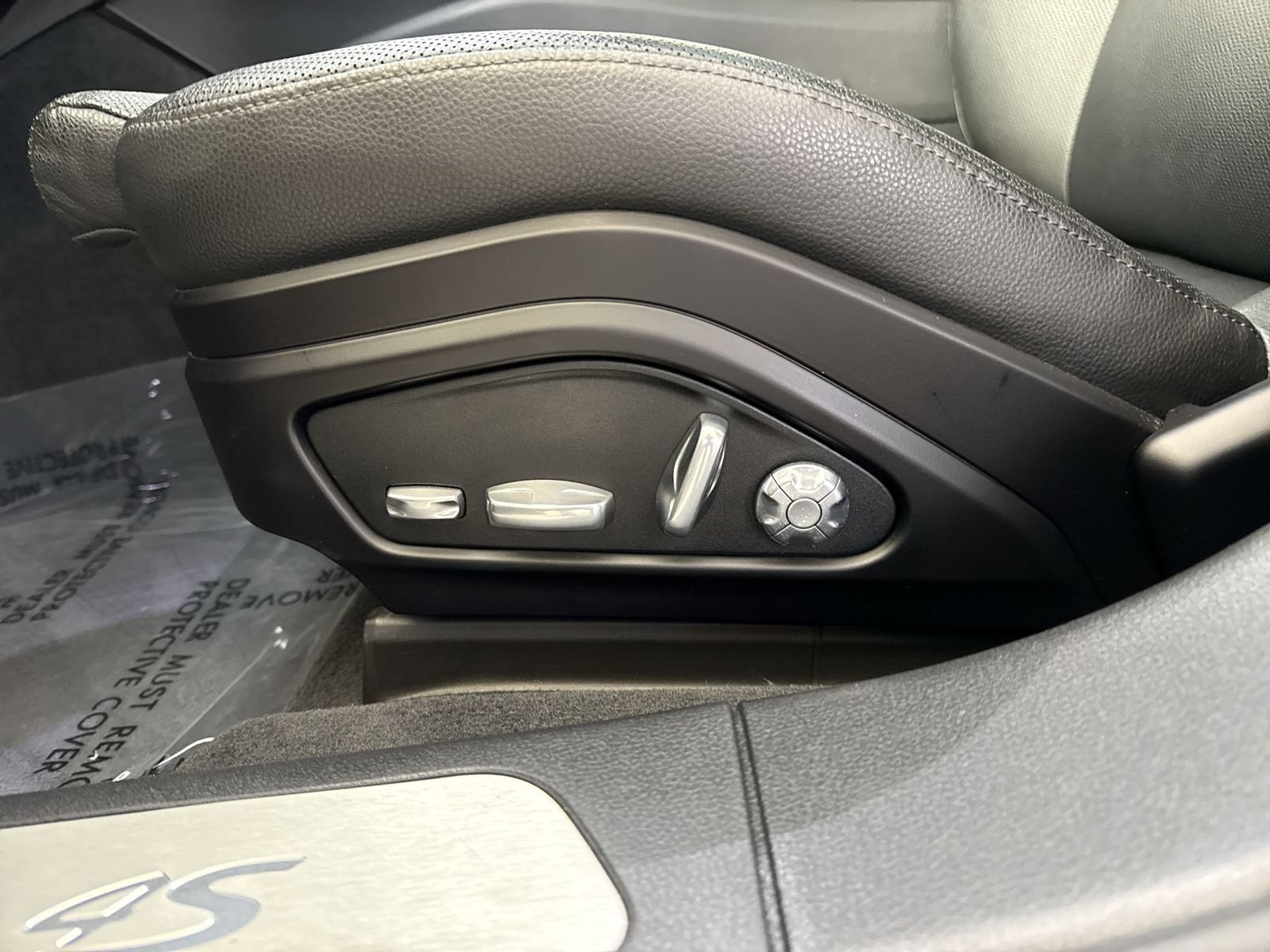 Used 2018 Porsche Panamera 4S AWD/4WD image 20