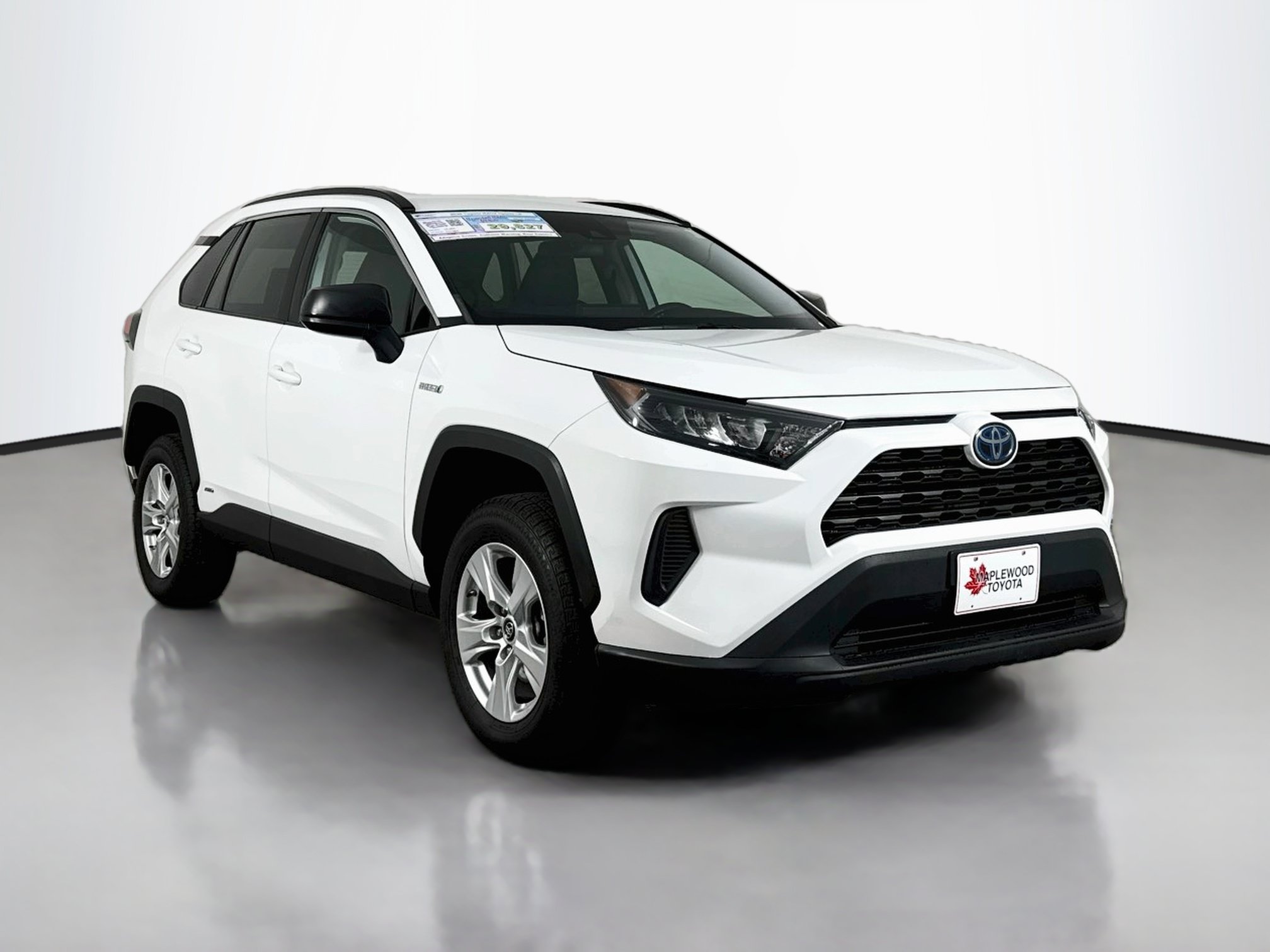 Used 2020 Toyota RAV4 LE AWD/4WD image 1