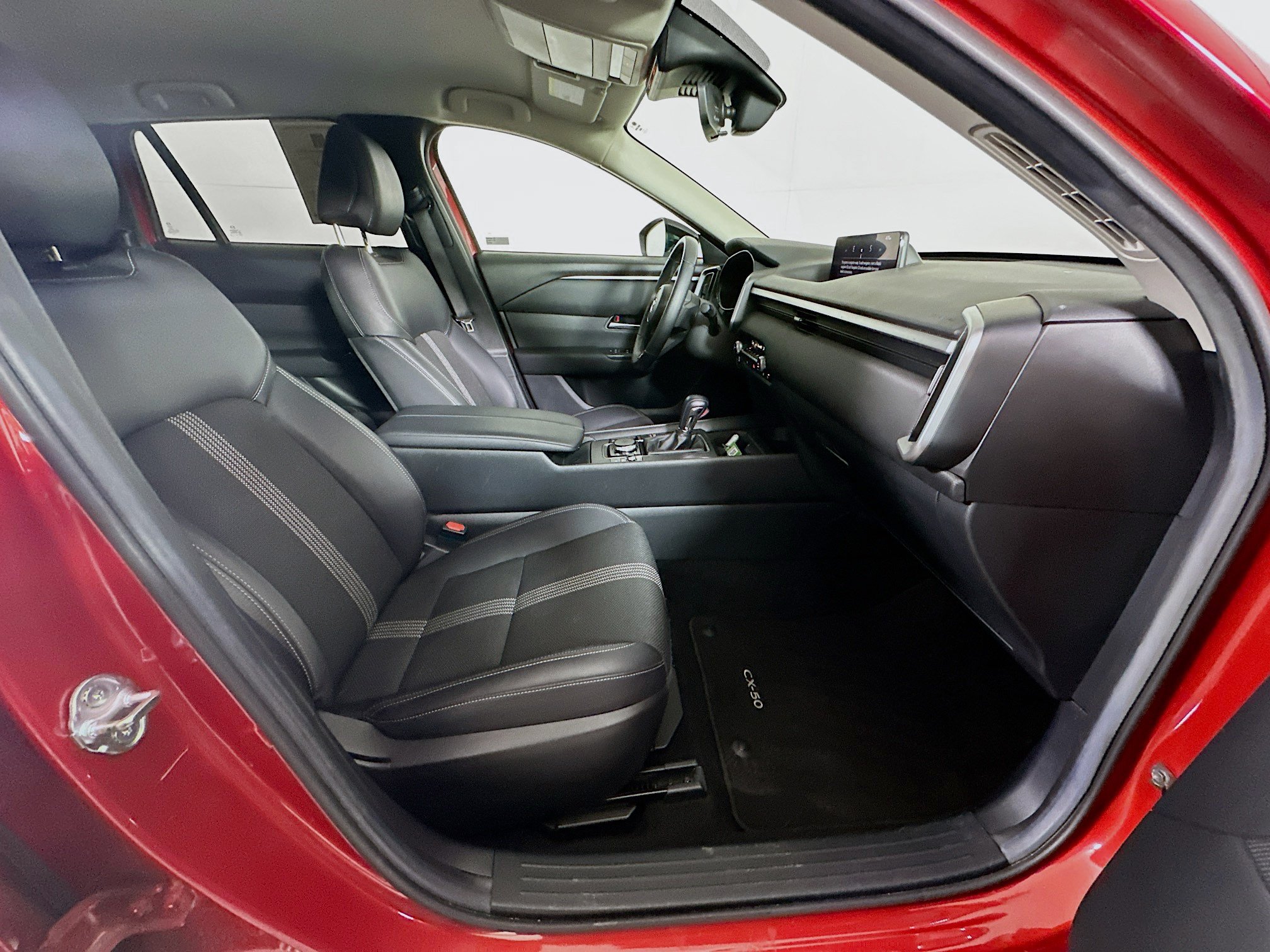 Used 2025 MAZDA CX-50 AWD 2.5 S w/ Preferred Package image 31