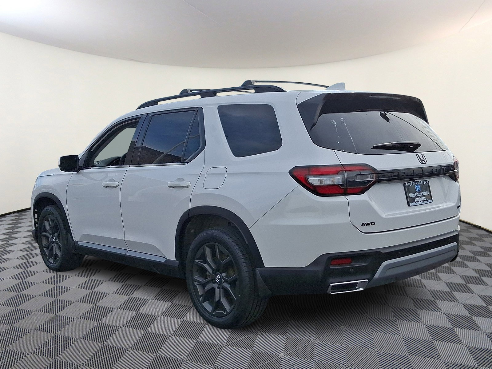 Used 2023 Honda Pilot Elite image 5