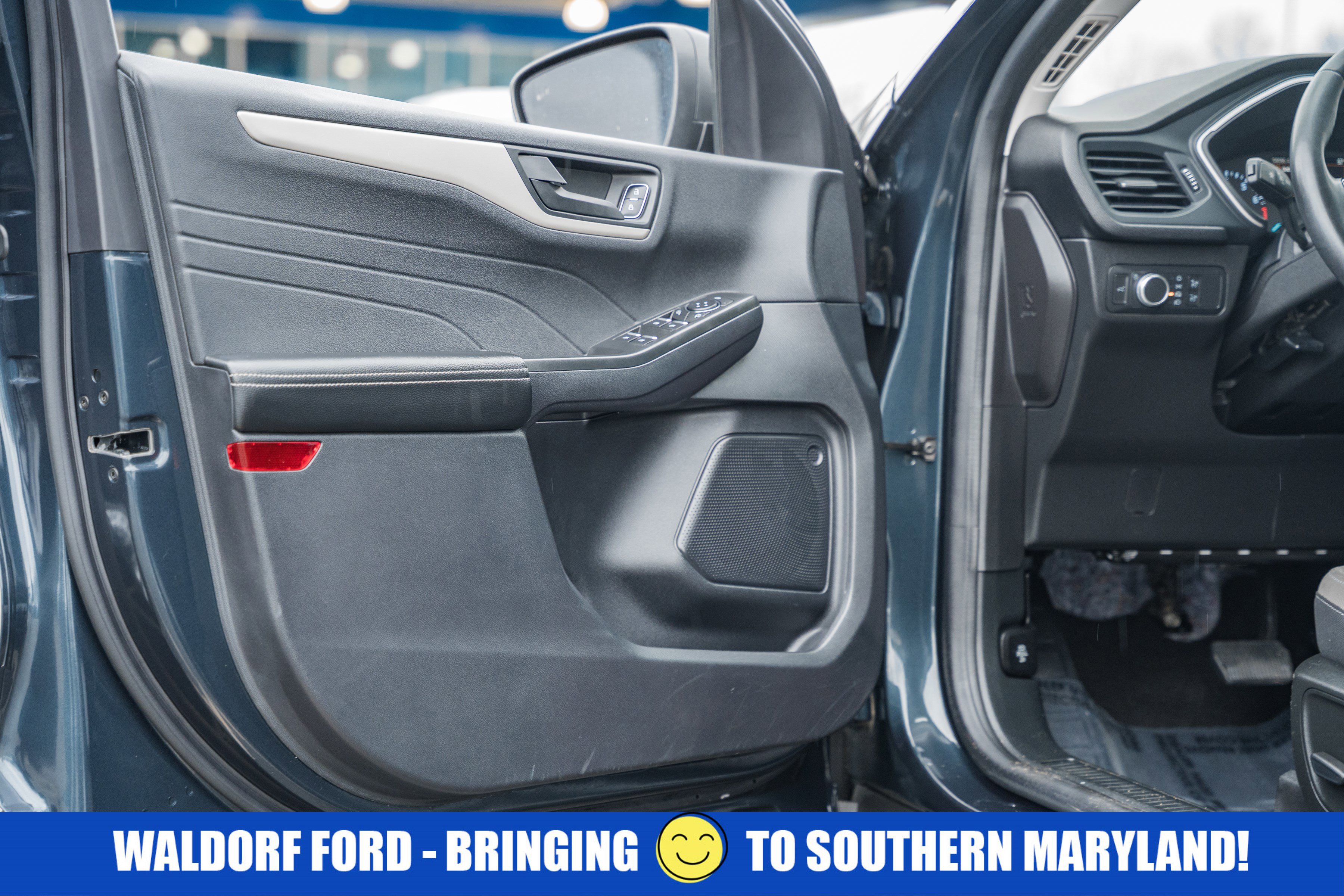 Certified 2022 Ford Escape SE w/ Convenience Package image 37