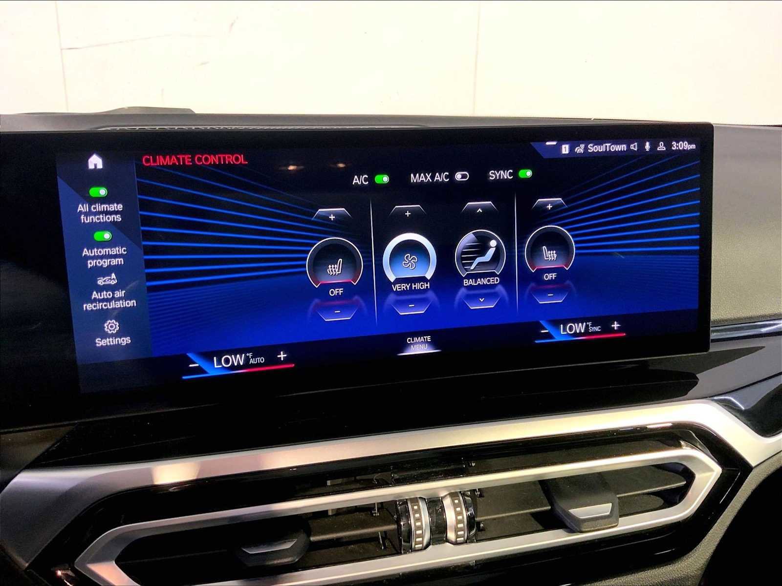 Used 2024 BMW 230i xDrive Coupe w/ Convenience Package image 37