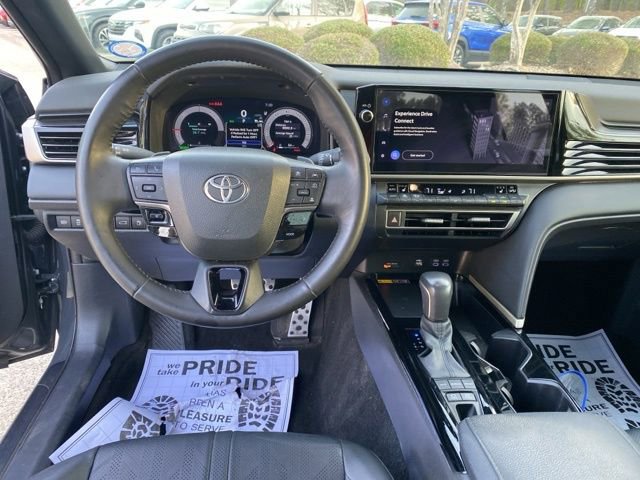 Used 2025 Toyota Camry XSE image 8