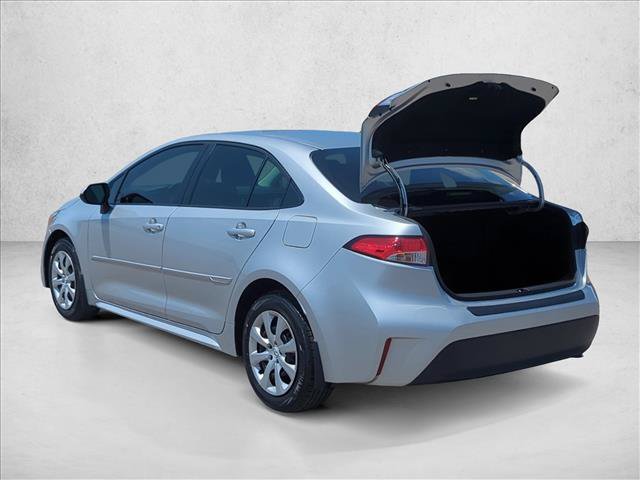 Used 2025 Toyota Corolla LE FWD image 7