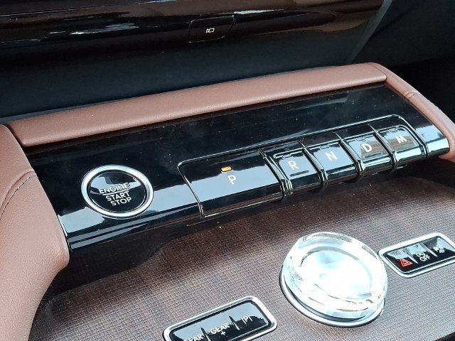 New 2027 Lincoln Navigator Reserve AWD/4WD image 14