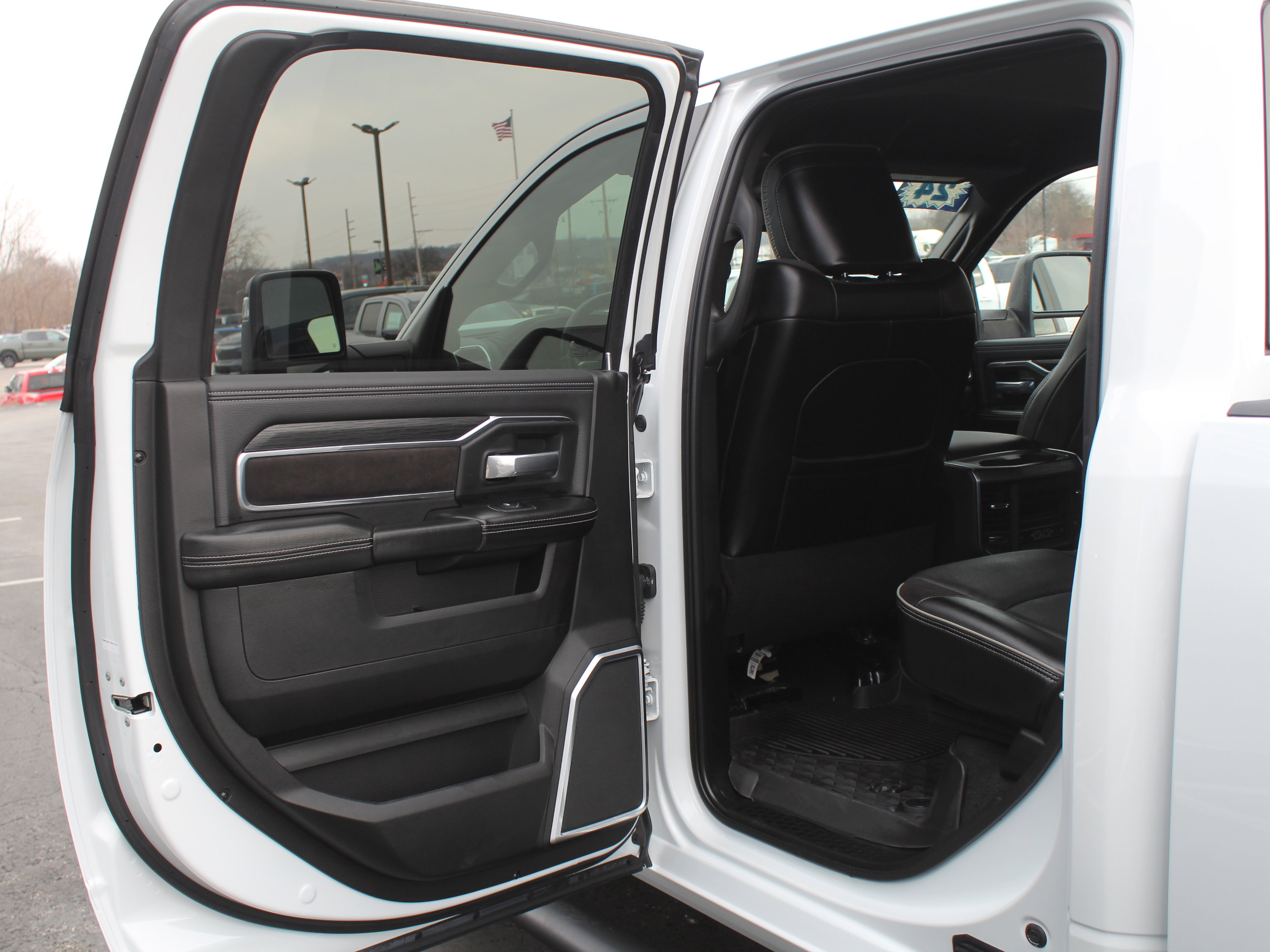 Used 2024 RAM 3500 Laramie w/ Night Edition AWD/4WD image 22