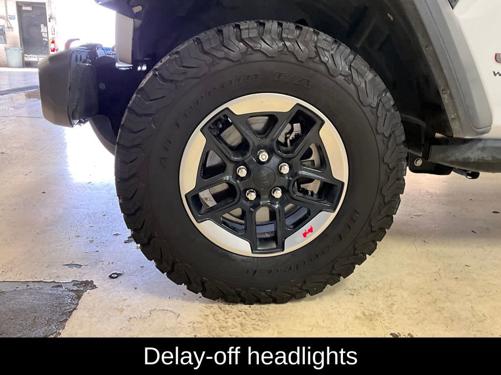 Used 2019 Jeep Wrangler Unlimited Rubicon w/ Advanced Safety Group image 17