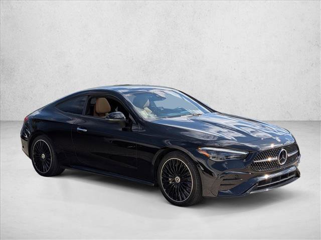 Used 2024 Mercedes-Benz CLE 300 4MATIC Coupe image 2