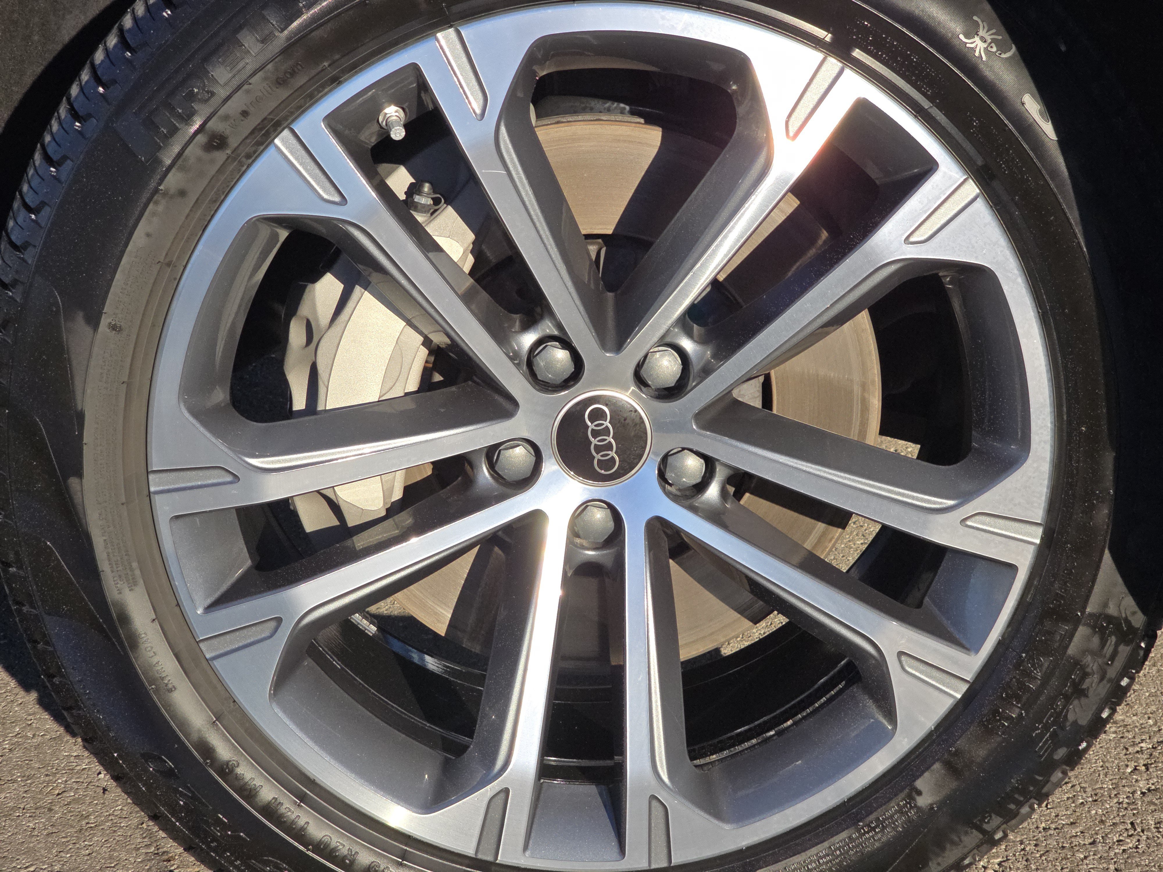 Certified 2026 Audi Q7 2.0T Premium AWD/4WD image 15