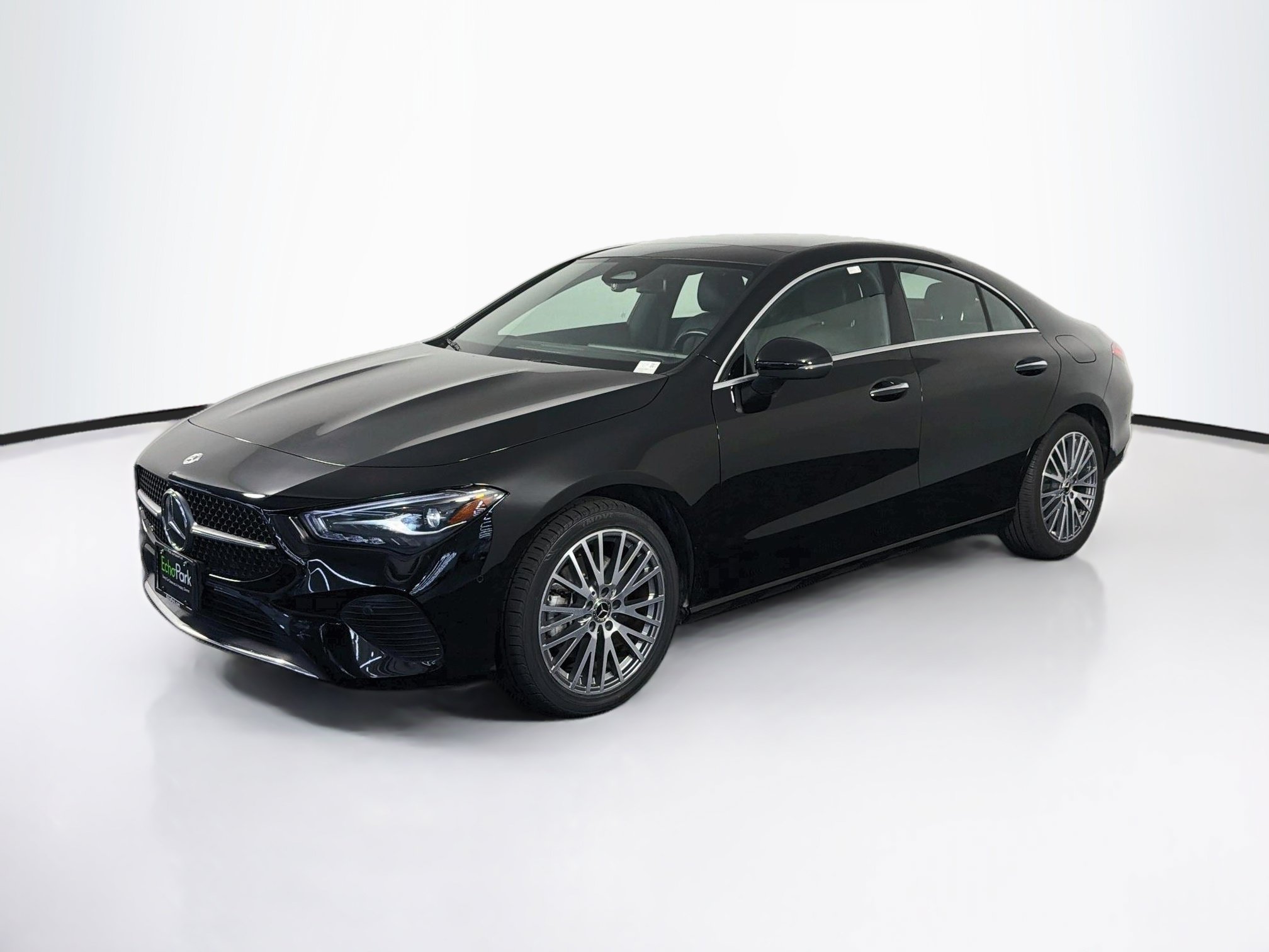Used 2025 Mercedes-Benz CLA 250 image 3