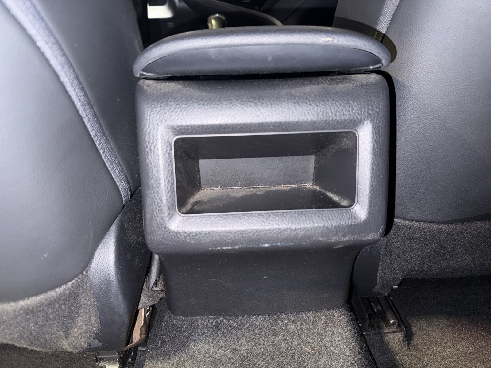 Used 2023 Toyota Camry SE FWD image 28
