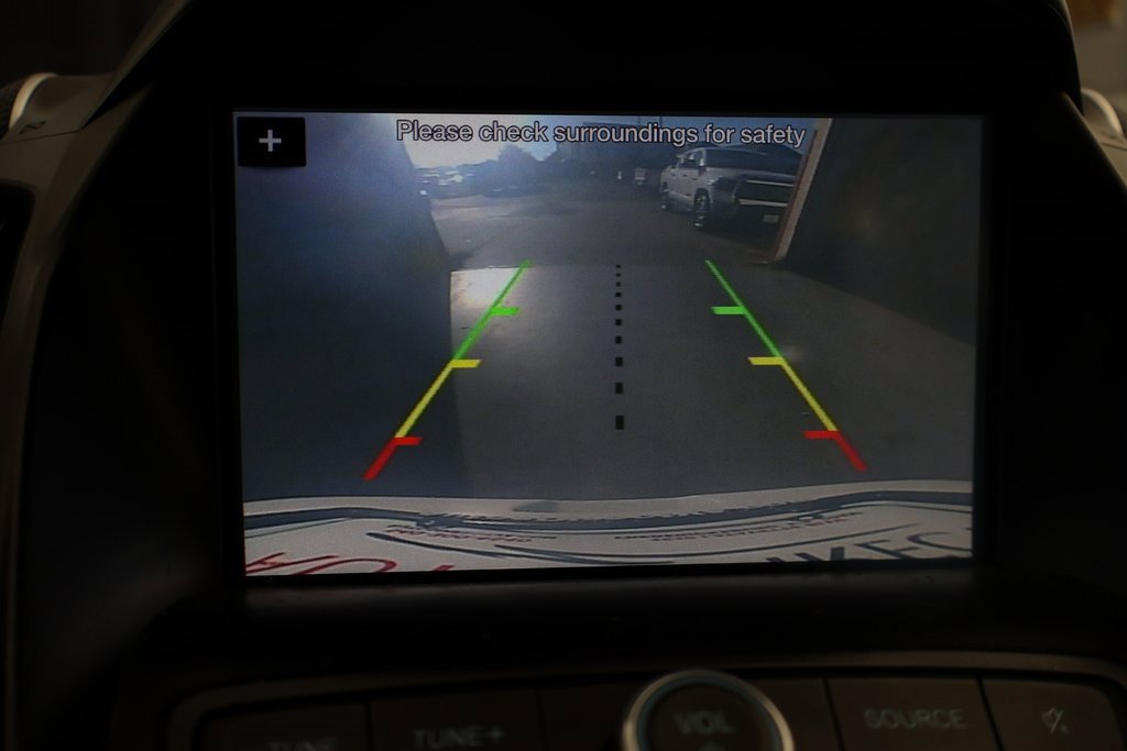 Used 2019 Ford Escape SE image 19