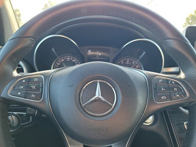 Used 2017 Mercedes-Benz GLC 300 4MATIC image 25