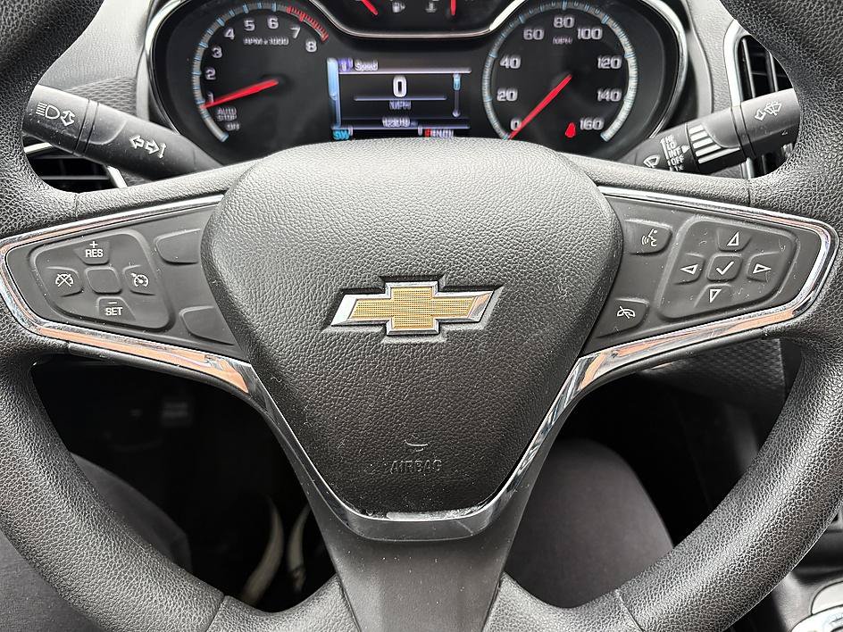 Used 2017 Chevrolet Cruze LT w/ Sun And Sound Package FWD image 17