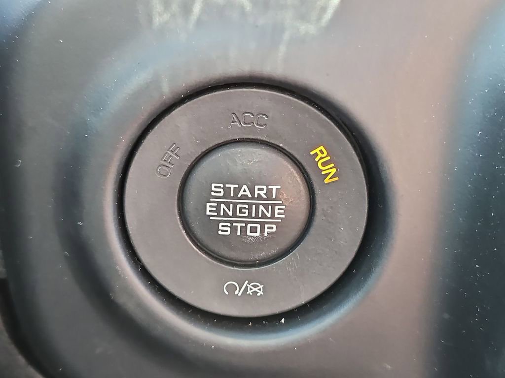 Used 2020 Jeep Wrangler Unlimited Sport image 23