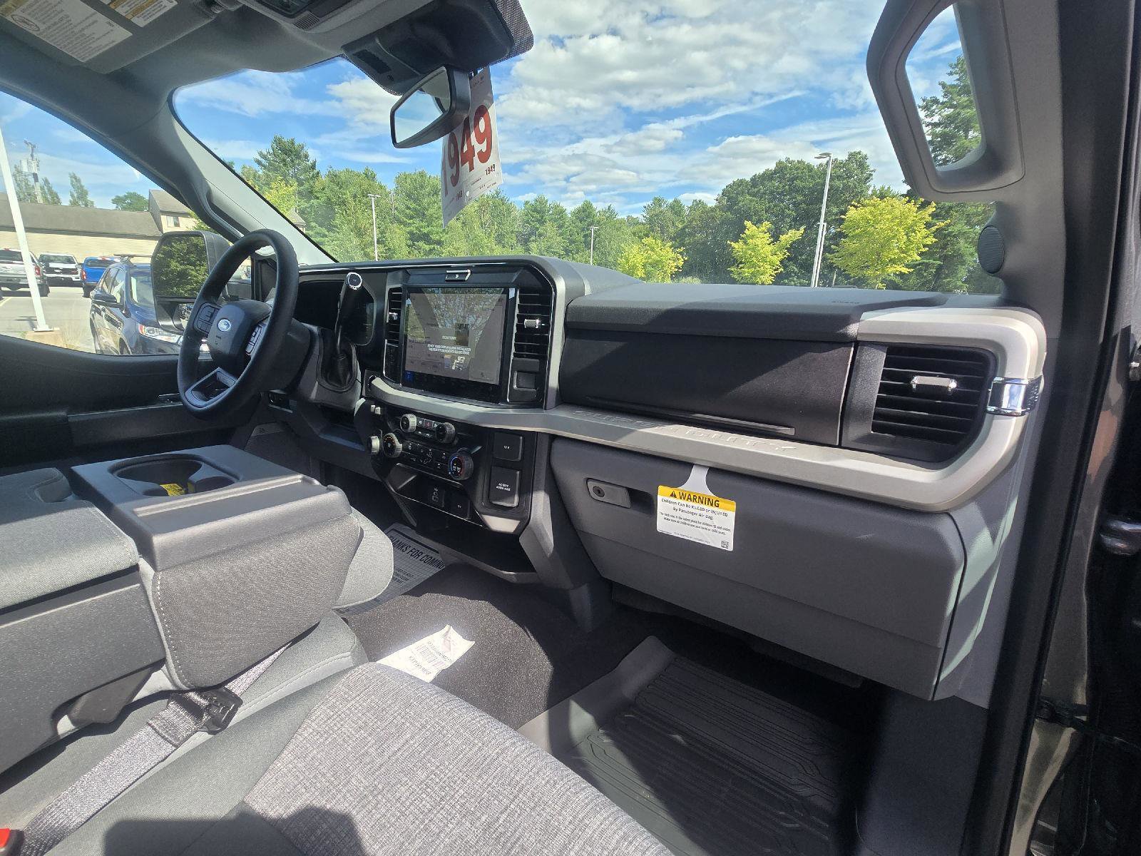 New 2025 Ford F350 XLT w/ Black Appearance Package image 14