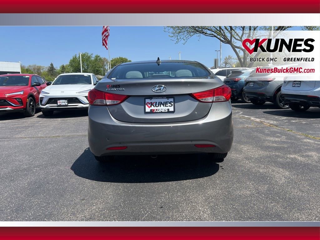 Used 2013 Hyundai Elantra GLS FWD image 8