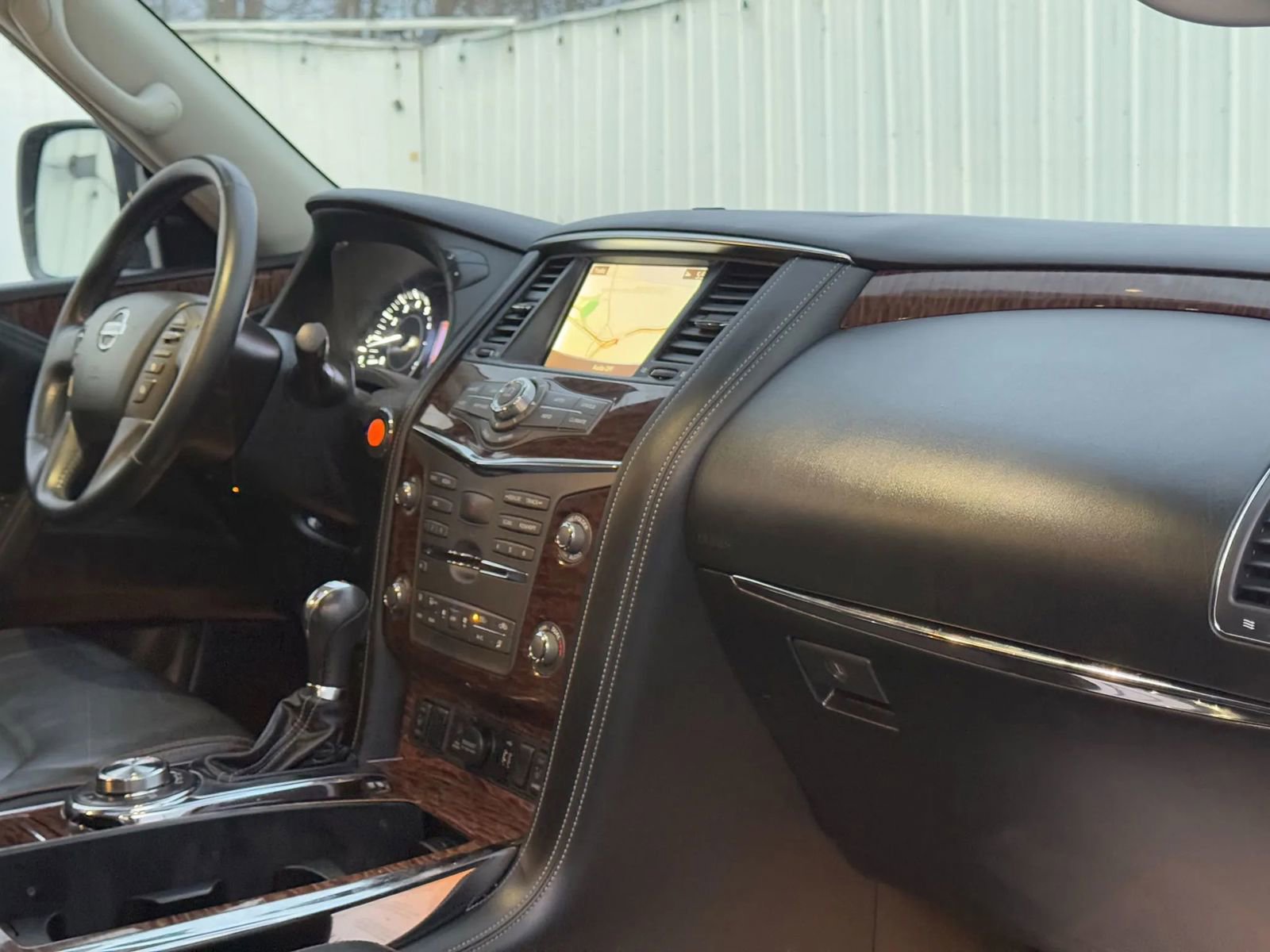 Used 2020 Nissan Armada SL w/ Premium Package AWD/4WD image 22