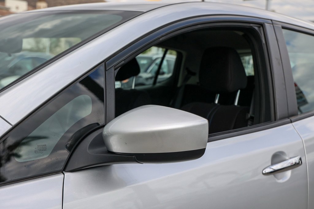 Used 2025 Nissan Leaf S FWD image 13