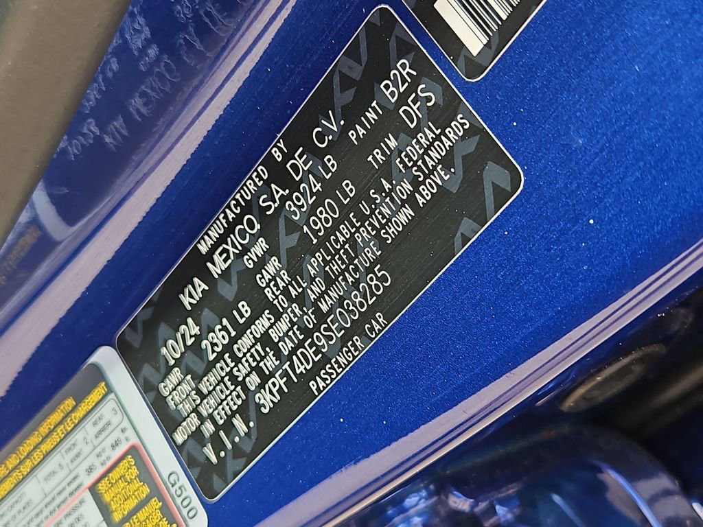 Used 2025 Kia K4 LXS image 35