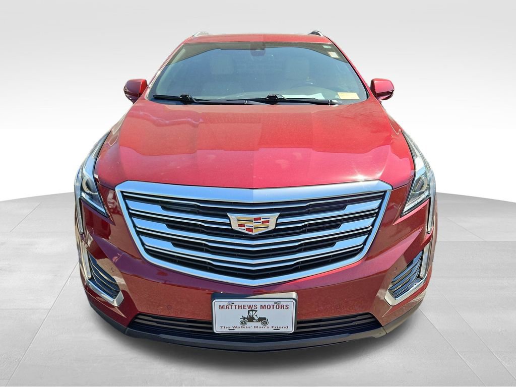 Used 2017 Cadillac XT5 Luxury w/ Driver Awareness Package image 2