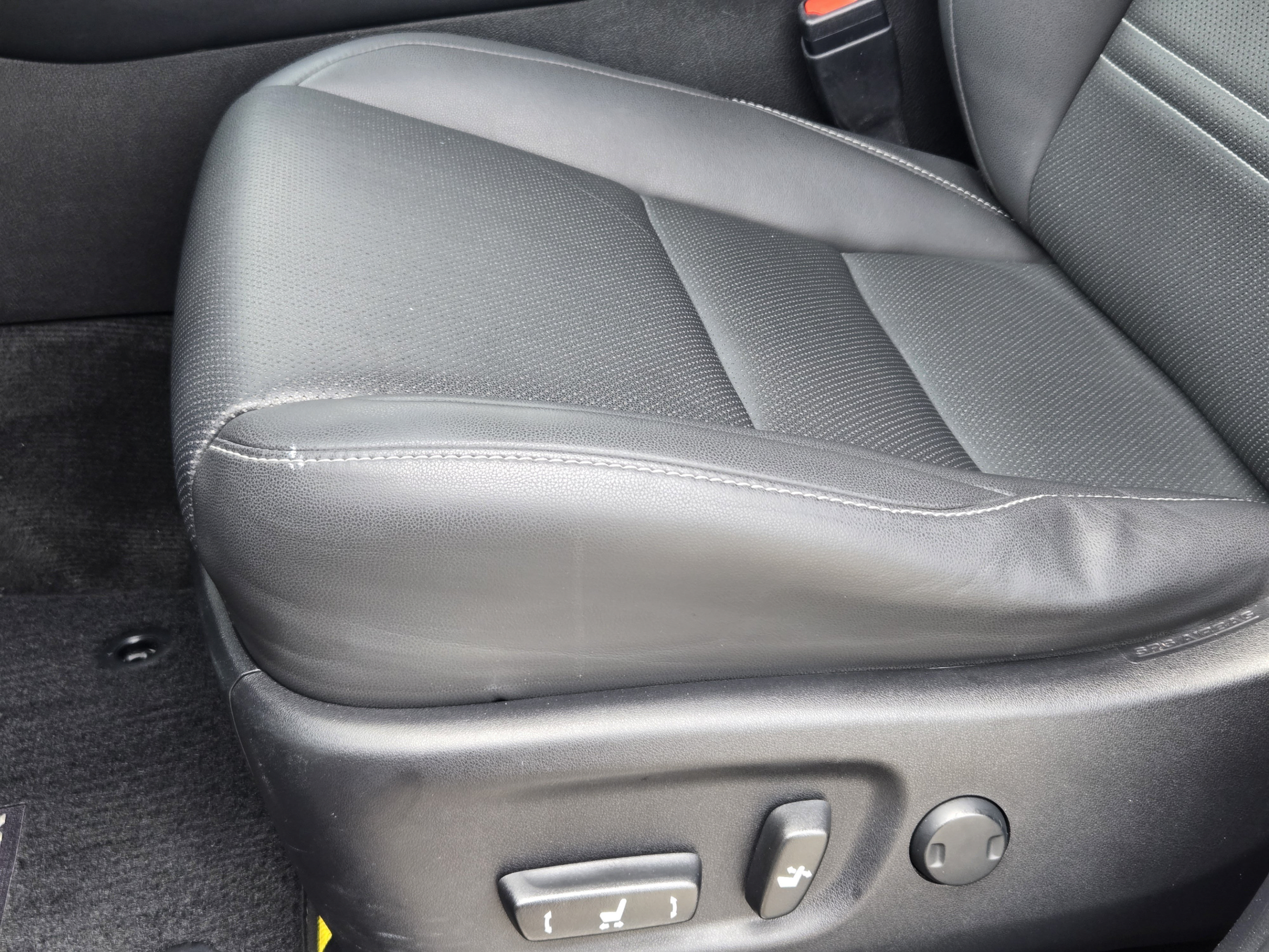 Used 2016 Lexus NX 200t FWD w/ Premium Package image 22