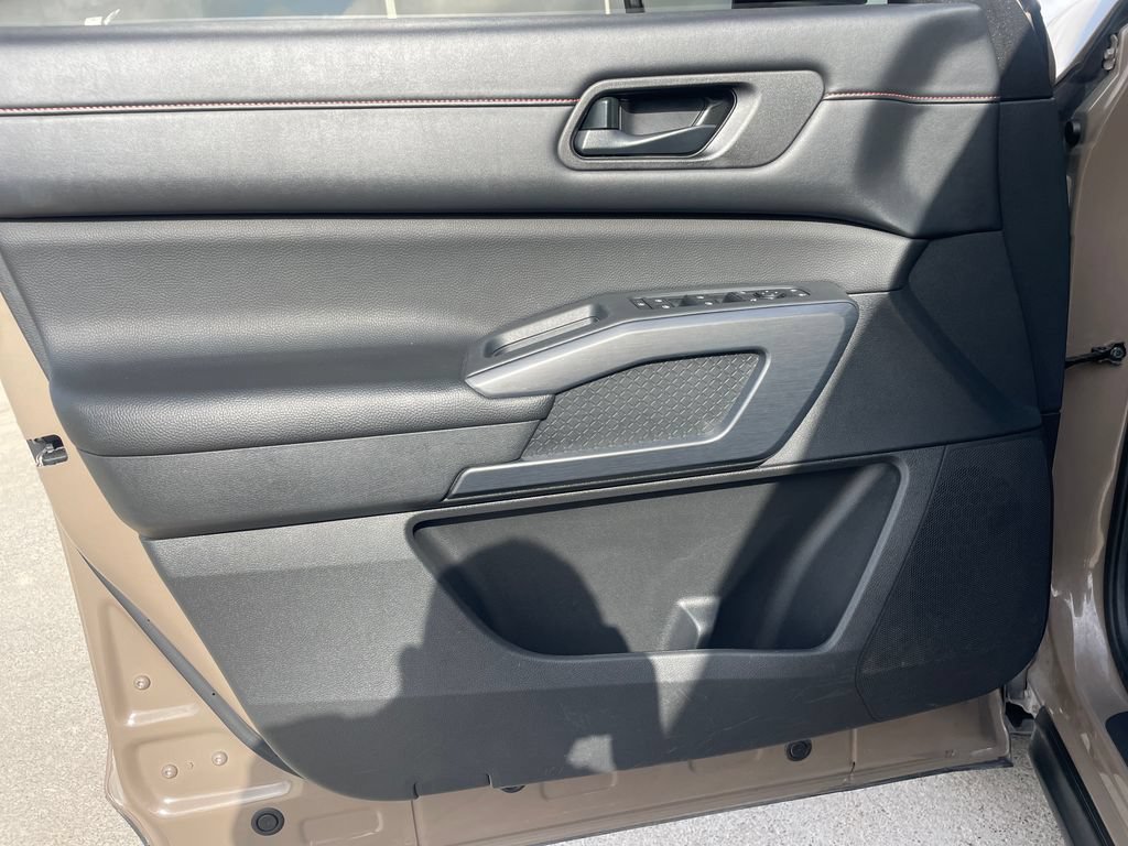 Certified 2024 Nissan Pathfinder Rock Creek AWD/4WD image 10