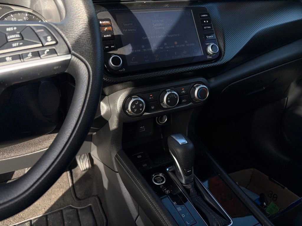 Certified 2023 Nissan Kicks SV FWD image 19