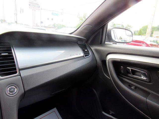 Used 2017 Ford Taurus SEL w/ Equipment Group 201A image 36