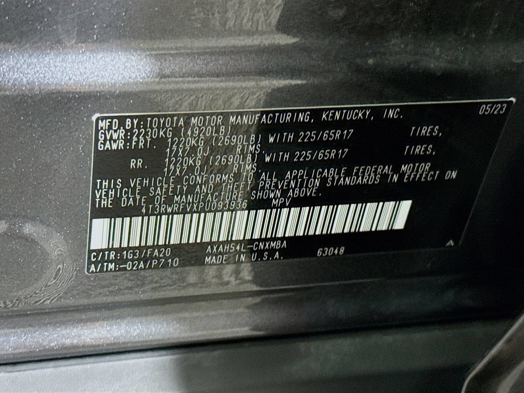 Used 2023 Toyota RAV4 XLE AWD/4WD image 34