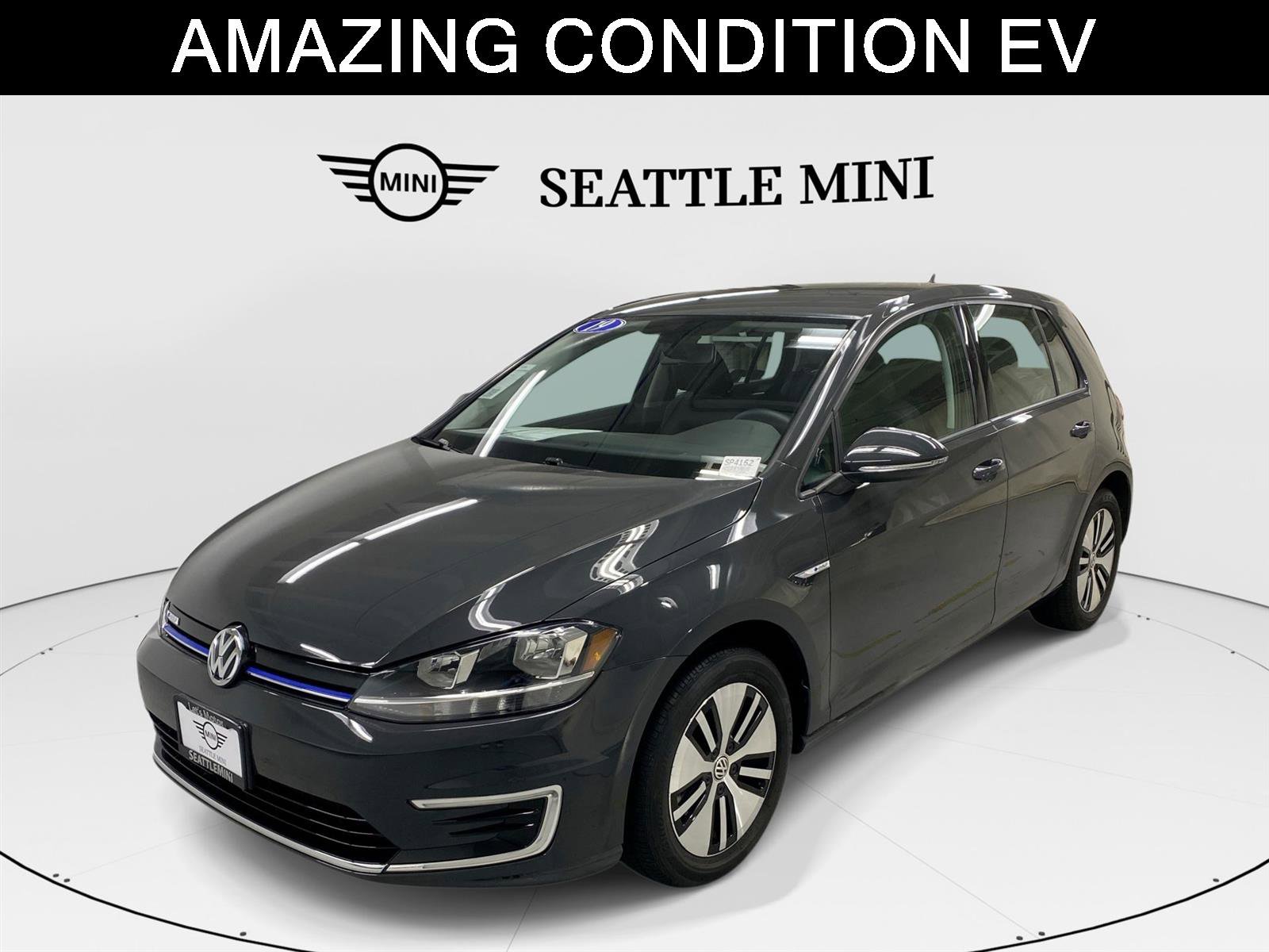Used 2019 Volkswagen e-Golf SE w/ Driver Assistance Package image 1