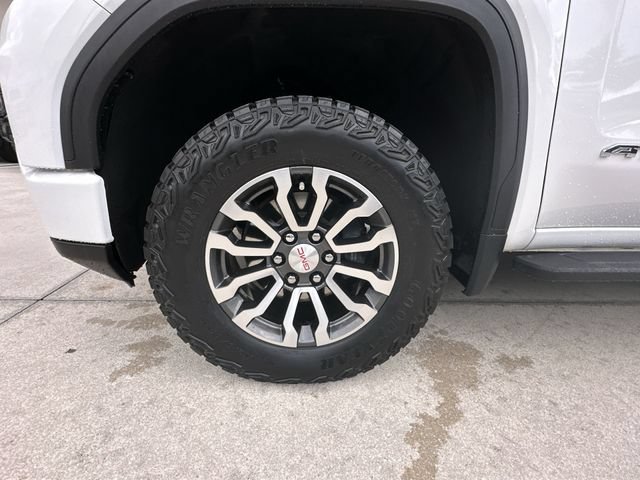 Certified 2023 GMC Sierra 1500 AT4 w/ AT4 Premium Package AWD/4WD image 18