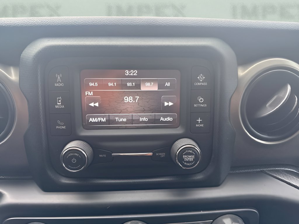 Used 2019 Jeep Wrangler Unlimited Sport S AWD/4WD image 9