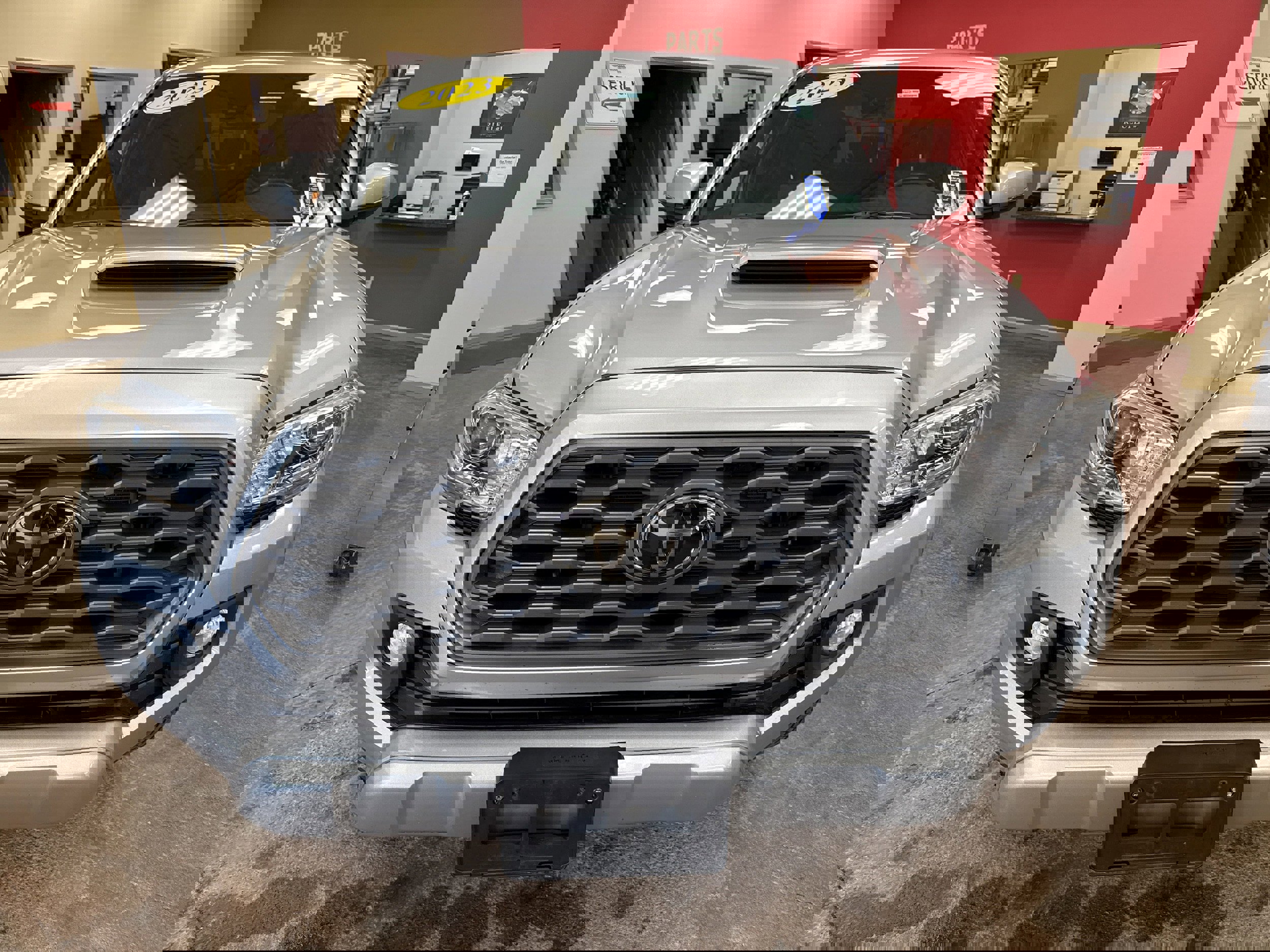 Used 2023 Toyota Tacoma TRD Sport image 2