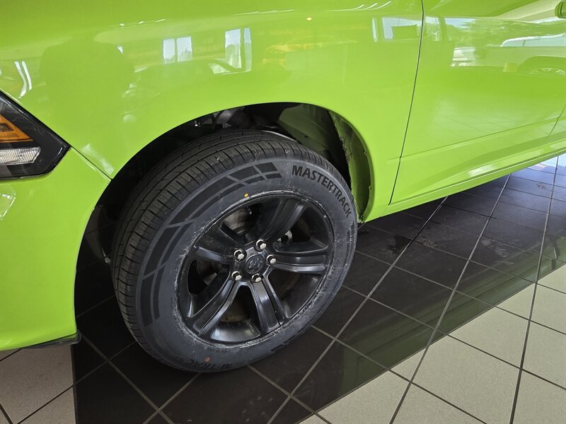 Used 2017 RAM 1500 Sport w/ Sublime Green Sport Package AWD/4WD image 38