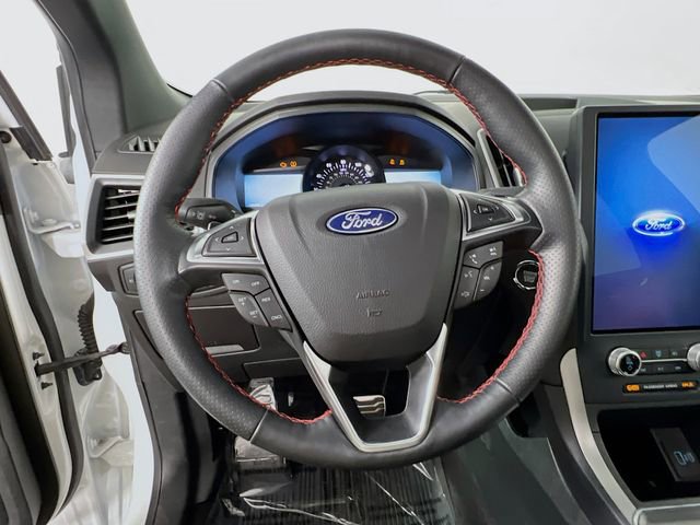 Used 2022 Ford Edge ST-Line w/ Class II Trailer Tow Package image 10