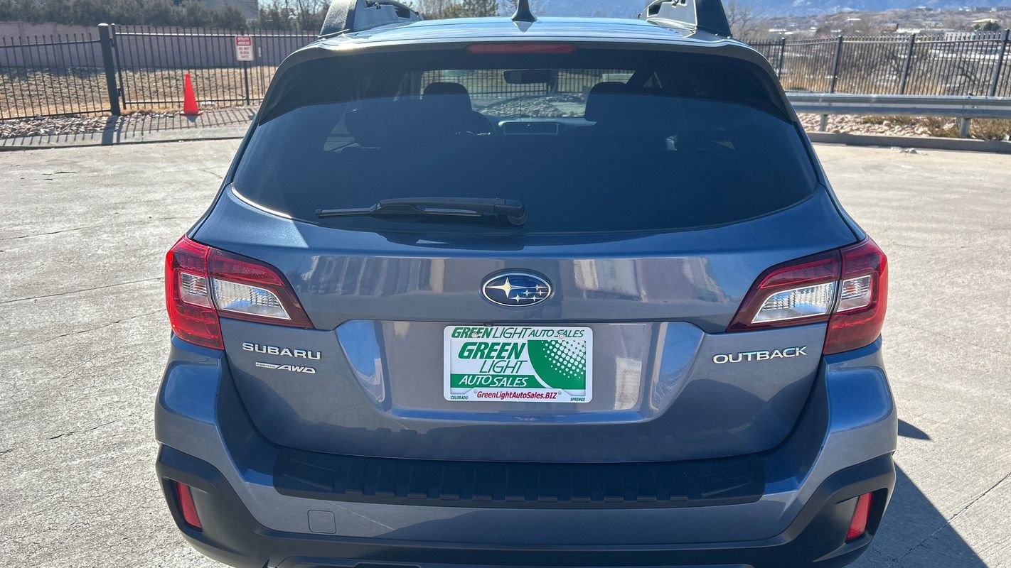 Used 2018 Subaru Outback 2.5i Premium image 14